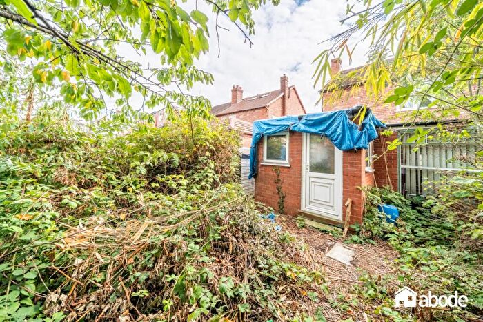 3 Bedroom Semi-Detached House For Sale In Caithness Drive, Liverpool, L23