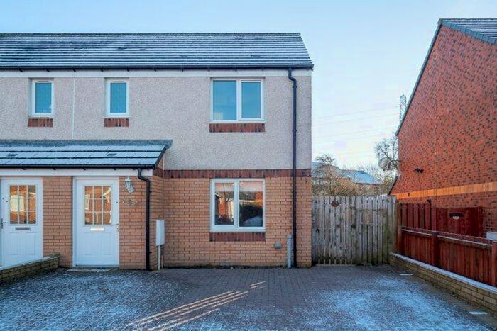 3 Bedroom Property To Rent In Sweet Thorn Drive, Glasgow, G75