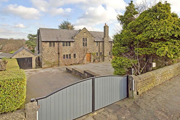 5 Bedroom House To Rent In Baildon Road, Baildon, Shipley, West Yorkshire, Uk, BD17