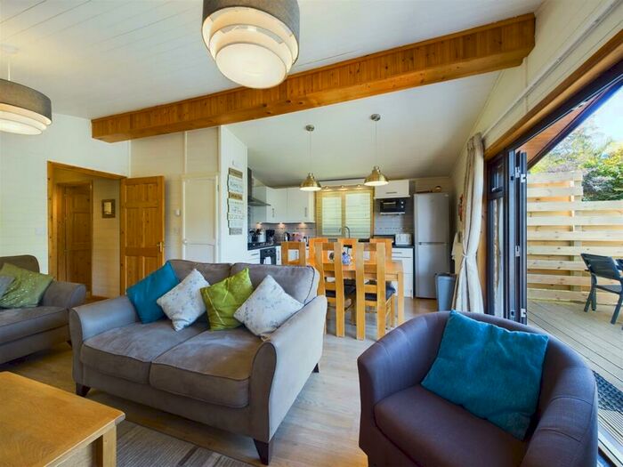 3 Bedroom Park Home For Sale In Watermouth, Berrynarbor, EX34