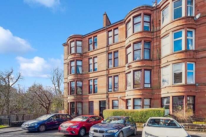 2 Bedroom Flat To Rent In Woodford Street, Flat -, Shawlands, Glasgow, G41