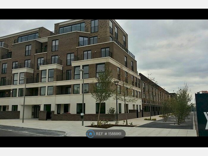 3 Bedroom Maisonette To Rent In Park View Mansions, London, E20