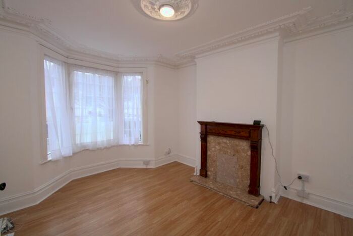 4 Bedroom Terraced House To Rent In Ulverston Road, London, E17