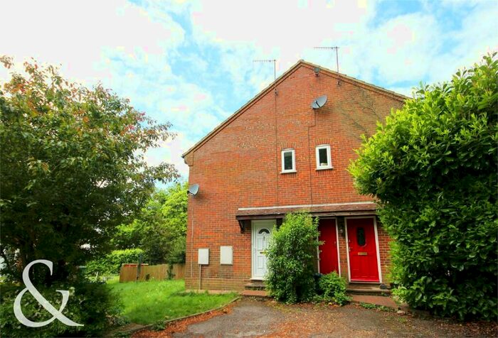 1 Bedroom Cluster House To Rent In Andrews Close, Hemel Hempstead, HP2