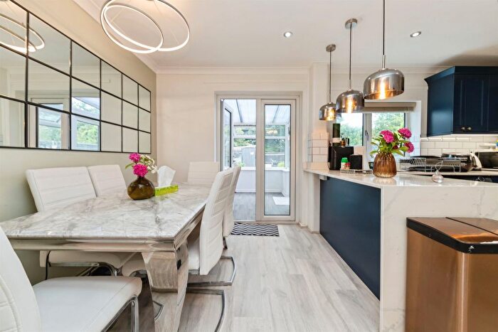 3 Bedroom Terraced House For Sale In Ferrier Road, Chells, Stevenage, SG2