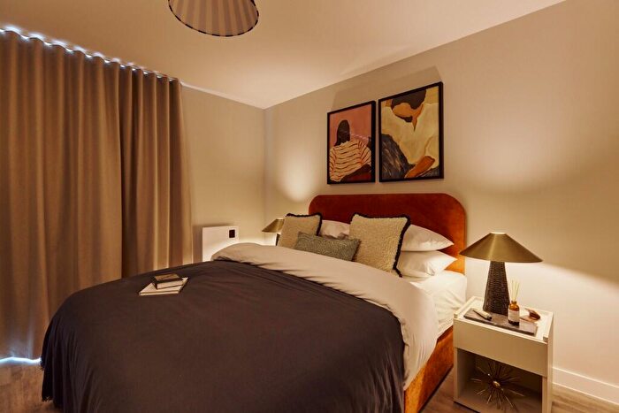 1 Bedroom Apartment To Rent In Flat, Gramercy Tower, Curran Road, Cardiff(City), CF10