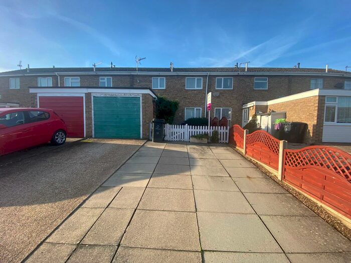 Houses for sale & to rent in IP24 2DA, Magdalen Street, Thetfordcastle