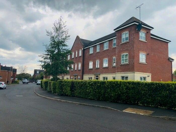 2 Bedroom Flat To Rent In Enterprise Drive, Sutton Coldfield, B74