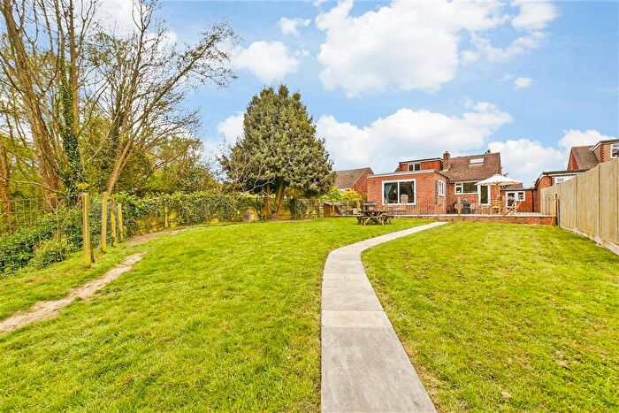 5 Bedroom Chalet For Sale In Ghyllside Road, Northiam, Rye, East Sussex, TN31