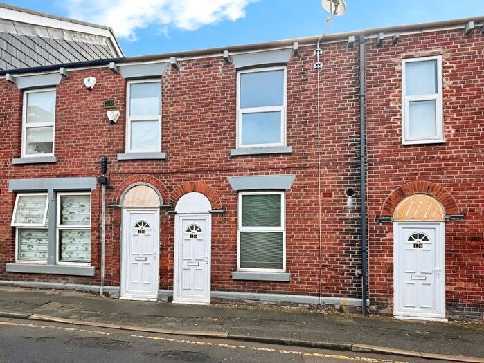 2 Bedroom Terraced House For Sale In Reynold Street, Hyde, Greater Manchester, SK14