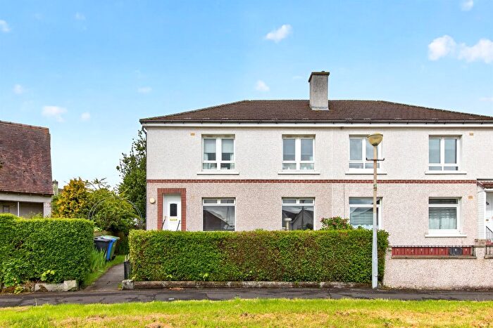 2 Bedroom Flat For Sale In Brock Oval, Glasgow, G53