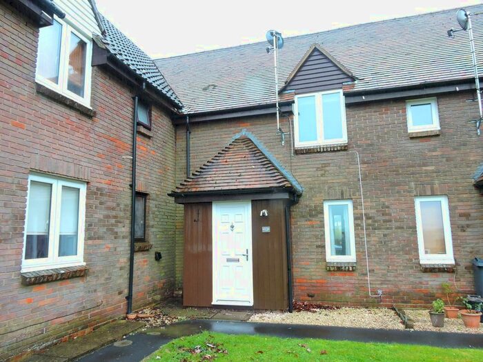 1 Bedroom Terraced House To Rent In Chestnut Walk, Felsted, CM6