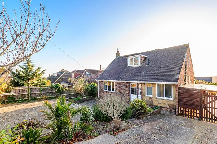 3 Bedroom Detached House For Sale In Fairholme Road, Newhaven, BN9