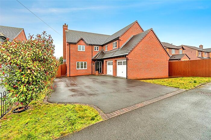5 Bedroom Detached House To Rent In Gorsey Way, Walsall, West Midlands, WS9