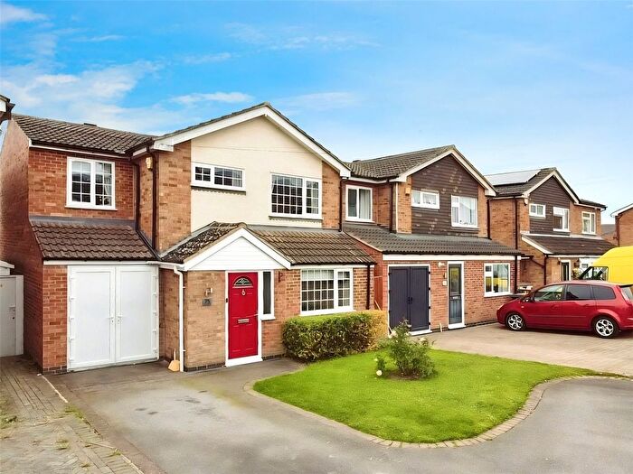 4 Bedroom Detached House For Sale In Clifton Way, Hinckley, Leicestershire, LE10
