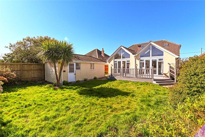 4 Bedroom Detached Bungalow For Sale In Keysworth Avenue, Barton On Sea, BH25