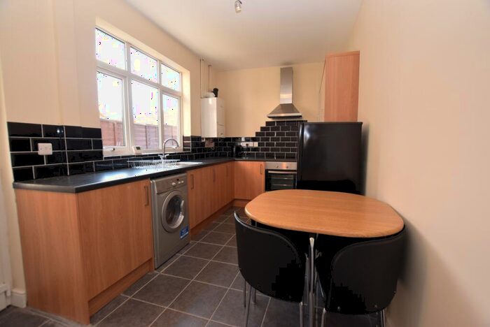 4 Bedroom Terraced House To Rent In Pybus Street, Derby, Derbyshire, DE22