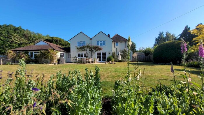 5 Bedroom Detached House For Sale In Manor Lane, Bredons Norton, Tewkesbury, Gloucestershire, GL20