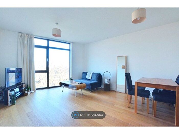 1 Bedroom Flat To Rent In Sailacre House, London, SE10