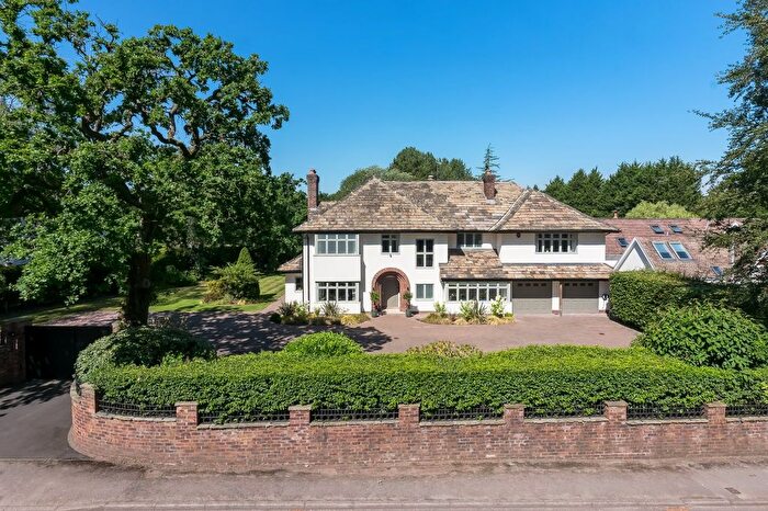 5 Bedroom Detached House For Sale In Hough Lane, Wilmslow, SK9