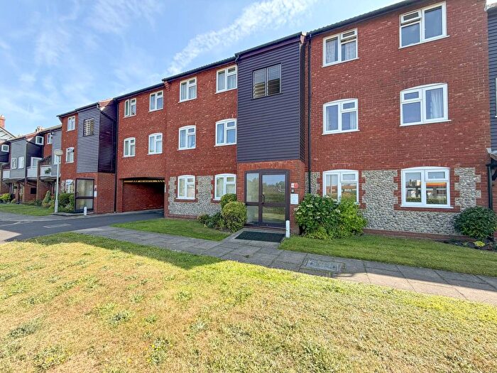 2 Bedroom Flat For Sale In Langham Court, Weybourne Road, Sheringham., NR26