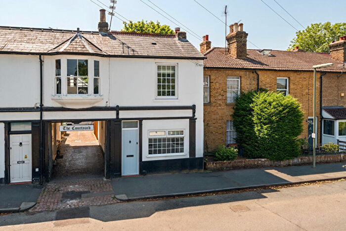 2 Bedroom House For Sale In St. Marys Road, Weybridge, KT13