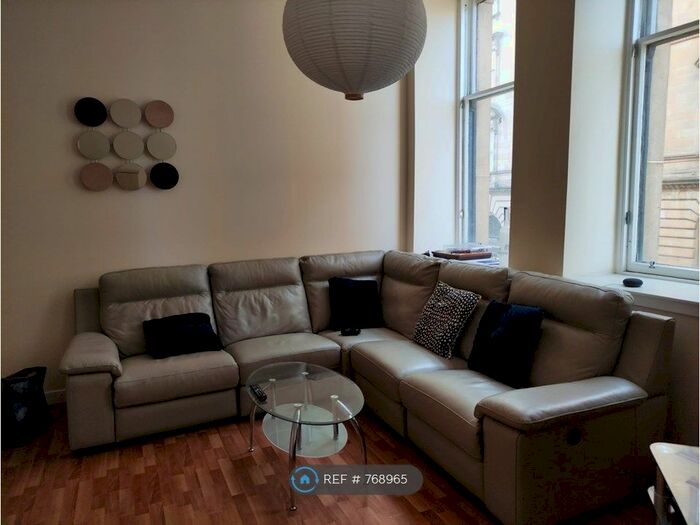 2 Bedroom Flat To Rent In South Frederick Street, Glasgow, G1