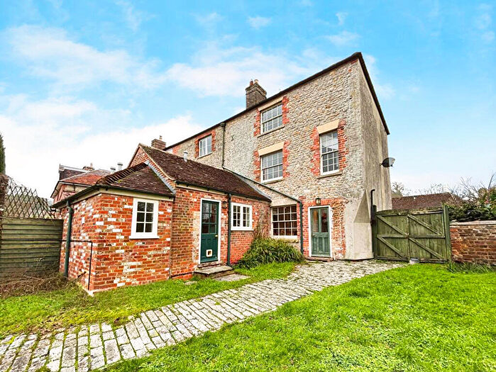 4 Bedroom Town House For Sale In Portway, Warminster, BA12