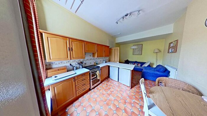4 Bedroom Property To Rent In Thirlestane Road, Edinburgh, EH9