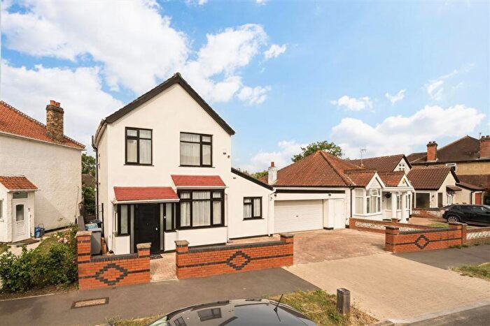 4 Bedroom Detached House For Sale In Sylvester Road, Wembley, HA0