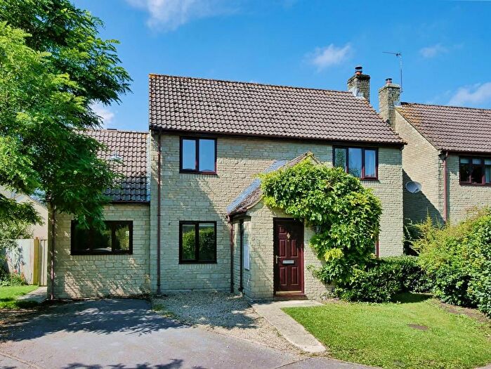 5 Bedroom Detached House To Rent In Coates, GL7