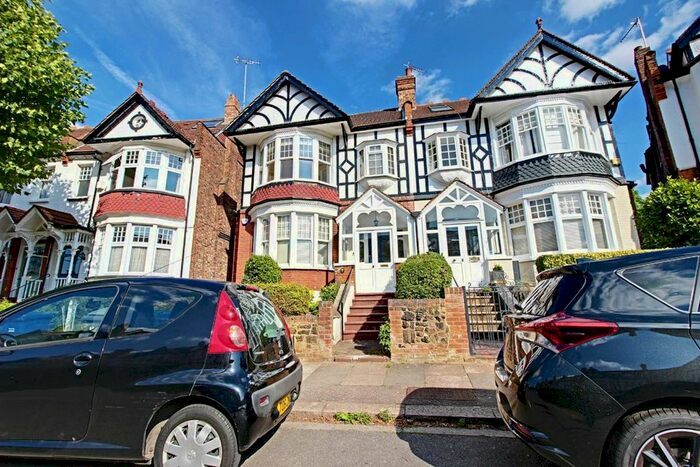 4 Bedroom Semi-Detached House To Rent In Avondale Avenue, London, N12