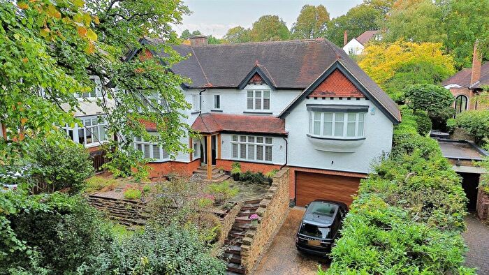5 Bedroom Detached House For Sale In Woodland Drive, Nottingham, NG3