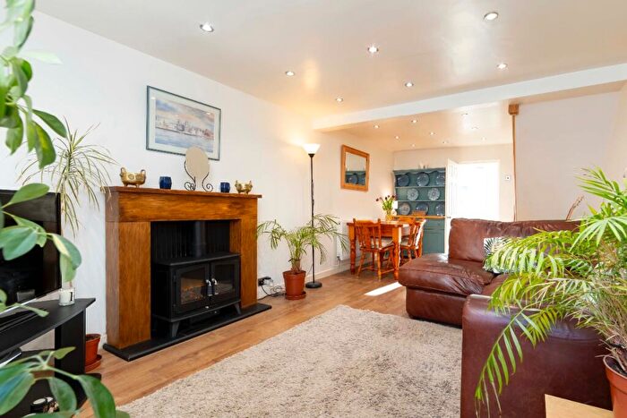 2 Bedroom Terraced House For Sale In High Street, Nelson, Treharris, CF46