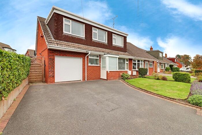 3 Bedroom House For Sale In Bradeley Road, Haslington, CW1