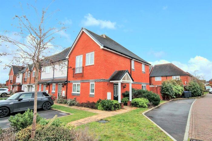 3 Bedroom End Of Terrace House To Rent In Howes Crescent, Bishopdown, Salisbury, SP1