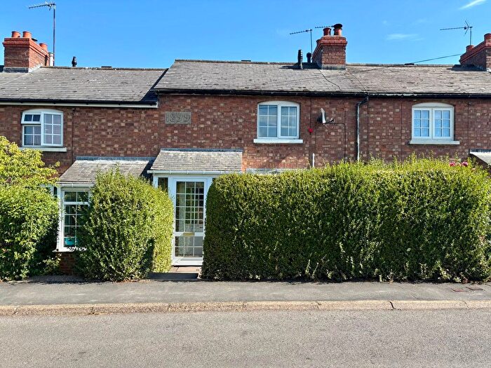 3 Bedroom Property To Rent In Stockton Road, Southam, CV47