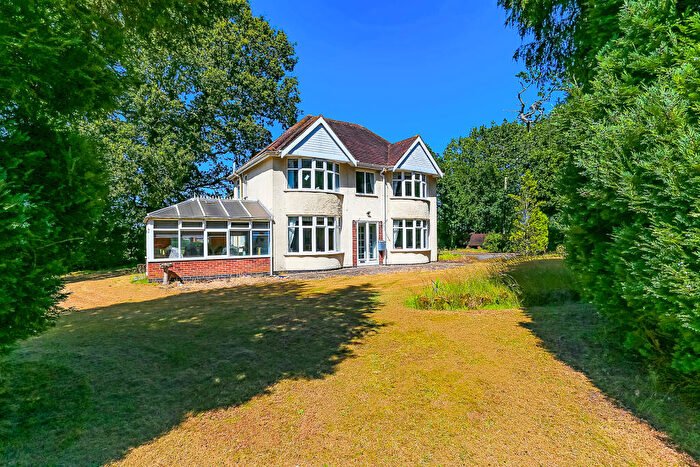 4 Bedroom Detached House For Sale In Windmill Lane, Balsall Common, Coventry, CV7
