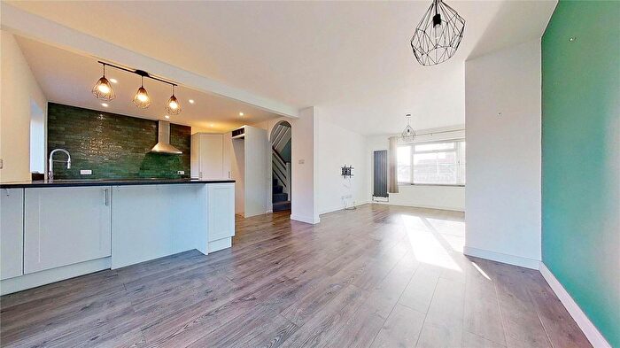 4 Bedroom End Terrace House For Sale In Hayley Road, Lancing, West Sussex, BN15