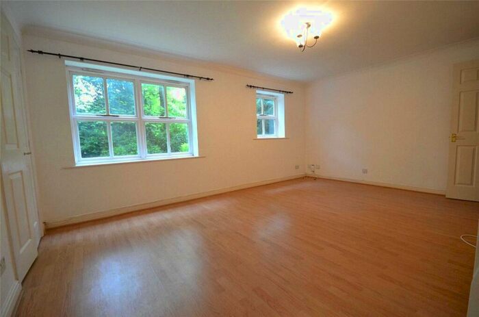 2 Bedroom Apartment To Rent In Tall Trees, Mersey Road, Didsbury, Manchester, M20