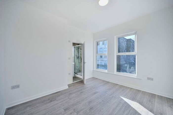 6 Bedroom Flat To Rent In Cambridge Road, Kingston, Kingston Upon Thames, KT1