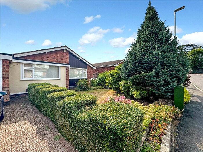2 Bedroom Bungalow For Sale In Pensilva Close, Wigston, Leicestershire, LE18