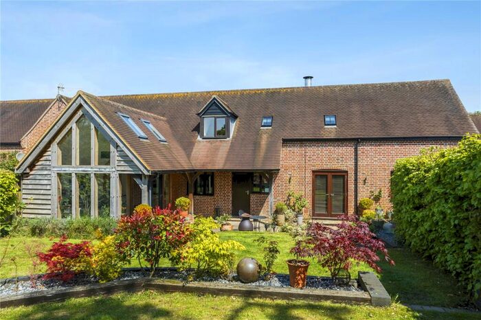 4 Bedroom Semi-Detached House For Sale In Skinners Green, Enborne, Newbury, Berkshire, RG14