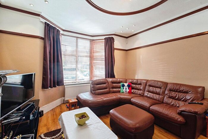 5 Bedroom Terraced House For Sale In Tannsfeld Road, London, SE26