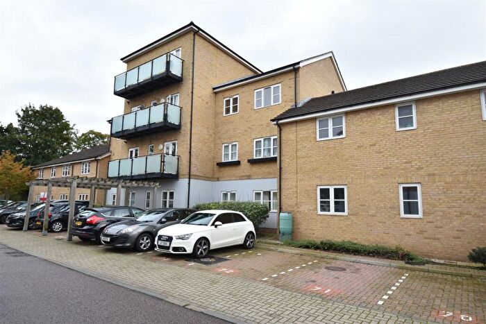 2 Bedroom Flat To Rent In Talehangers Close, Bexleyheath, DA6