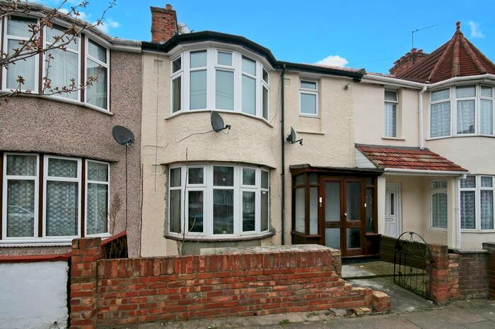 1 Bedroom Flat To Rent In Maybank Avenue, Sudbury, Wembley, HA0