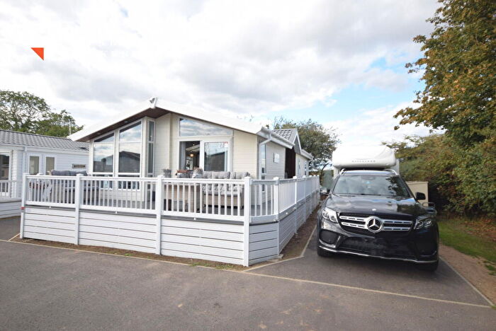 2 Bedroom Lodge For Sale In Honeysuckle Road, Oaklands Holiday Park, Colchester Road, St Osyth, CO16