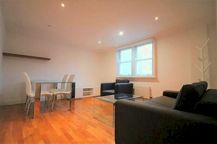 1 Bedroom Flat To Rent In The Penthouse, Exchange Court, Covent Garden, Westminster, London, WC2R