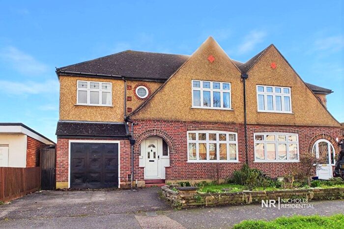 4 Bedroom Semi Detached House For Sale In Somerset Avenue, Chessington, Surrey., KT9