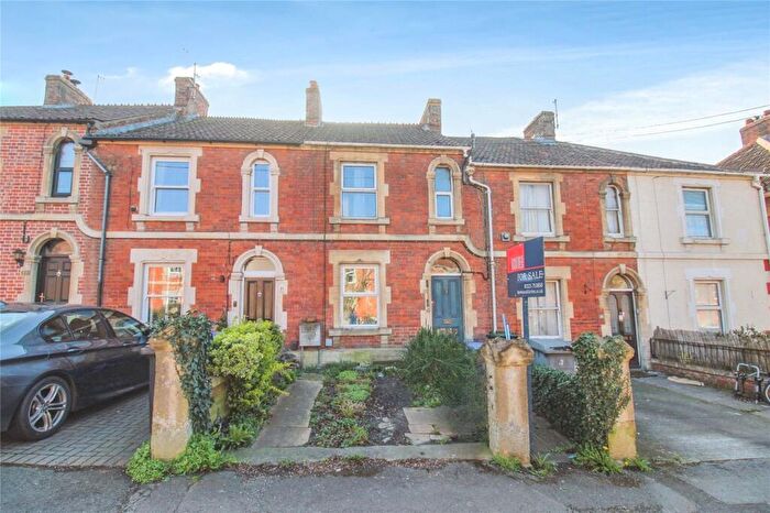 2 Bedroom Terraced House For Sale In Drynham Road, Trowbridge, BA14